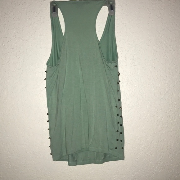 Tank top - Picture 2 of 4